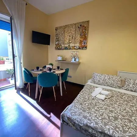 Dr House Luxury Apartamento Roma